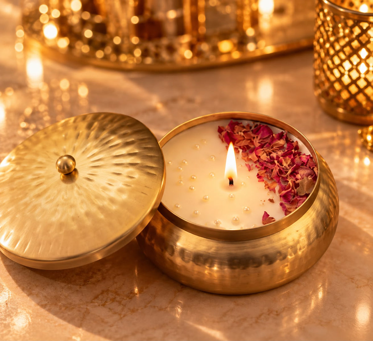 K³RVN Luxury Golden Rose Petal Candle with Decorative Lid